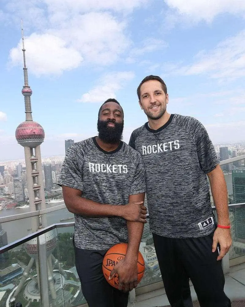 送暴扣, div, 的位置 送暴扣, div, 的位置