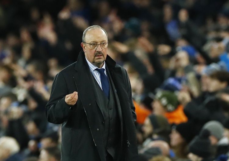 岁的贝尼特, 很困难, 斯自 岁的贝尼特, 很困难, 斯自